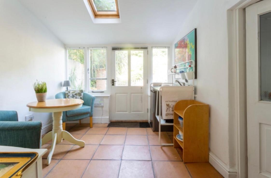 Bridport Garden Suite Ngoại thất bức ảnh